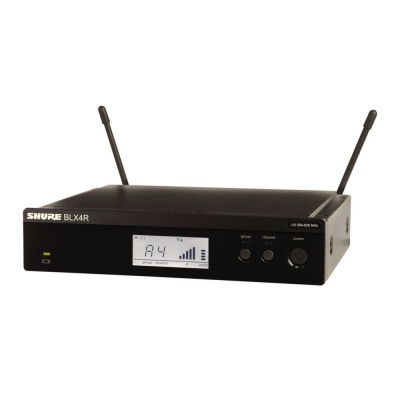 BLX14RE/SM31-M17 Радиосистема головная с микрофоном SM31FH. Кронштейны для крепления в рэк в комплекте